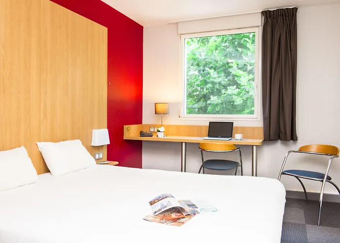 B&B HOTEL La Rochelle Centre